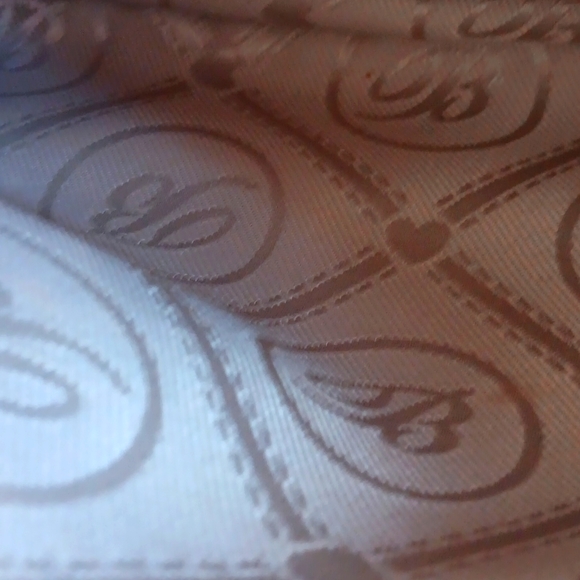 Ladies BrightonHandbag - Picture 9 of 13